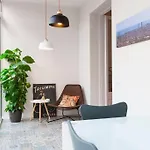 Perfectly Located 4Bed 4Bath Apartment In Eixample