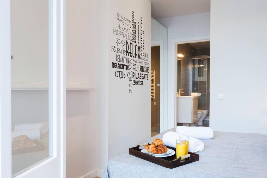 Perfectly Located 4Bed 4Bath Apartment In Eixample Apartamento Barcelona