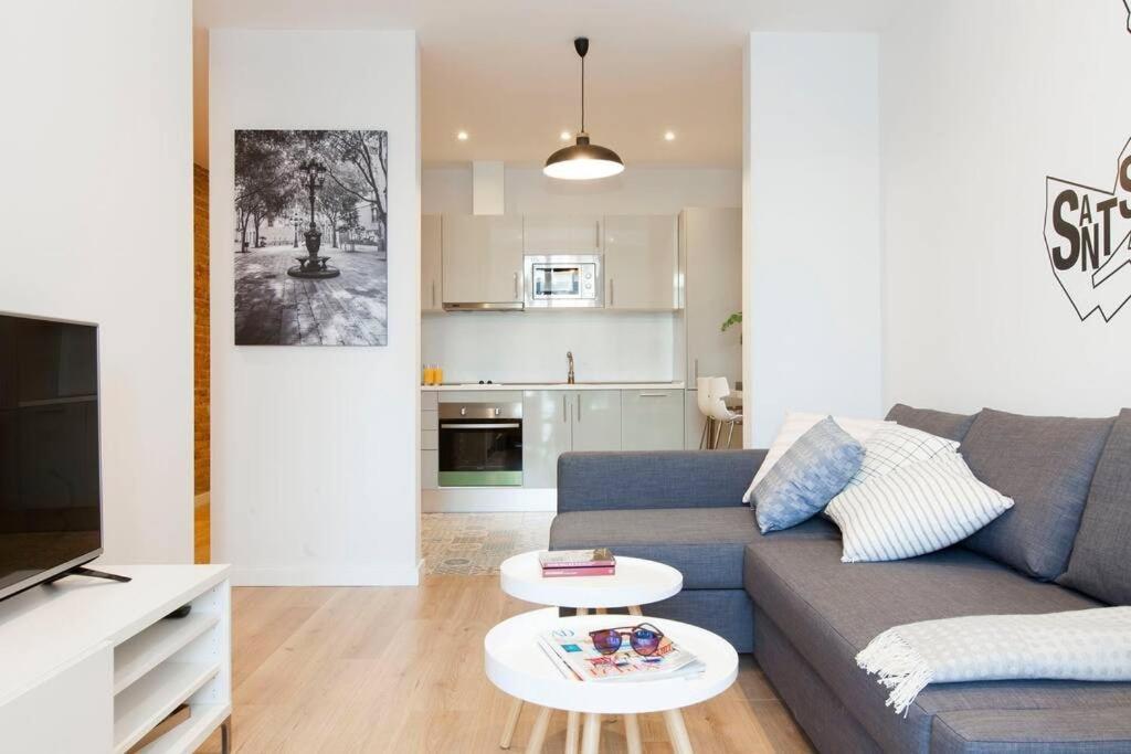 Perfectly Located 4bed 4bath In 1 2 Apartament *